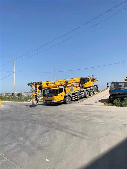 天柱县吊车作业时，可能会产生哪些额外收费项目？